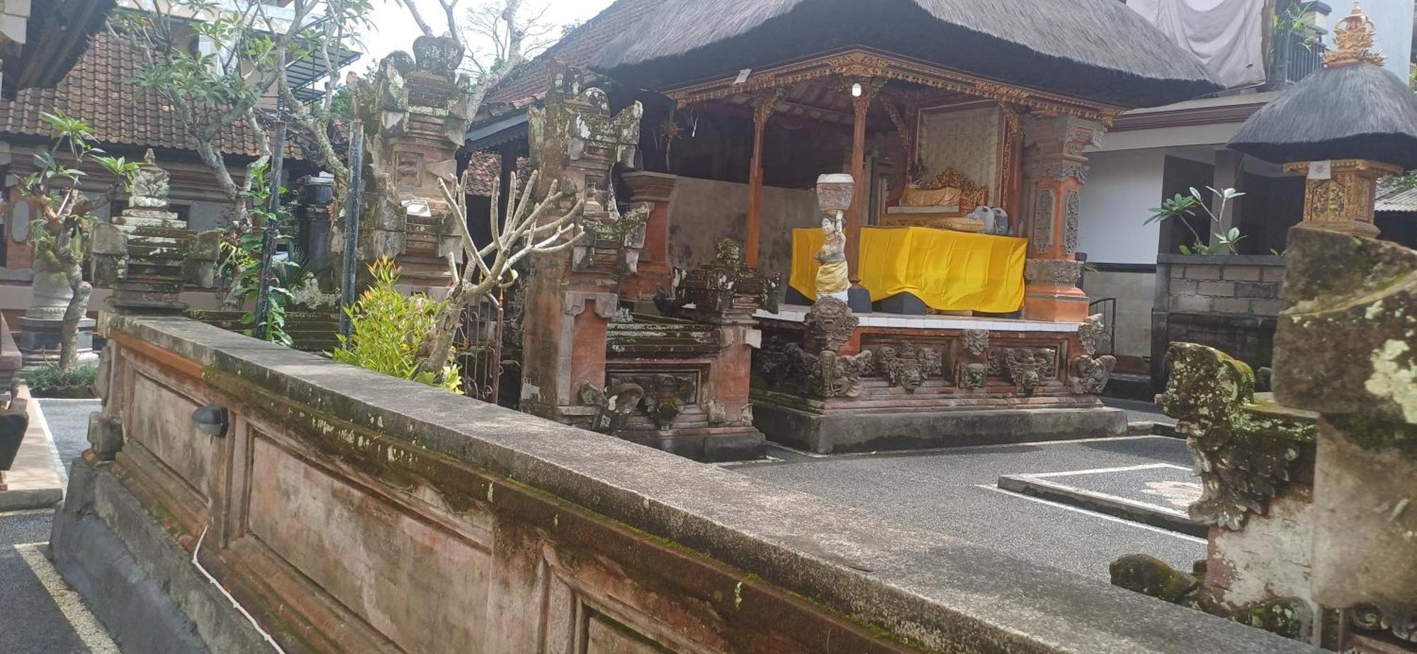 Nugraha Guesthouse 1 Ubud Dış mekan fotoğraf